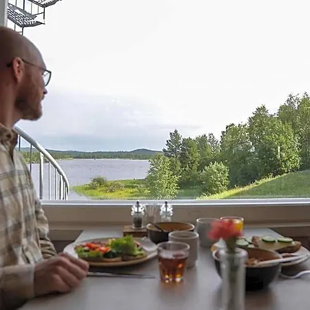 Hotel Inari فندق Koppelo